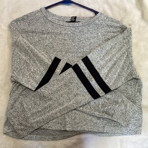 Grey long sleeve shirt